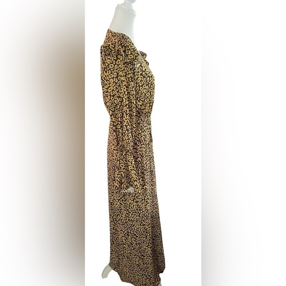 Size 1X Fashion to Figure Maxi Wrap around Dress, Animal Print, NWT - Picture 5 of 12